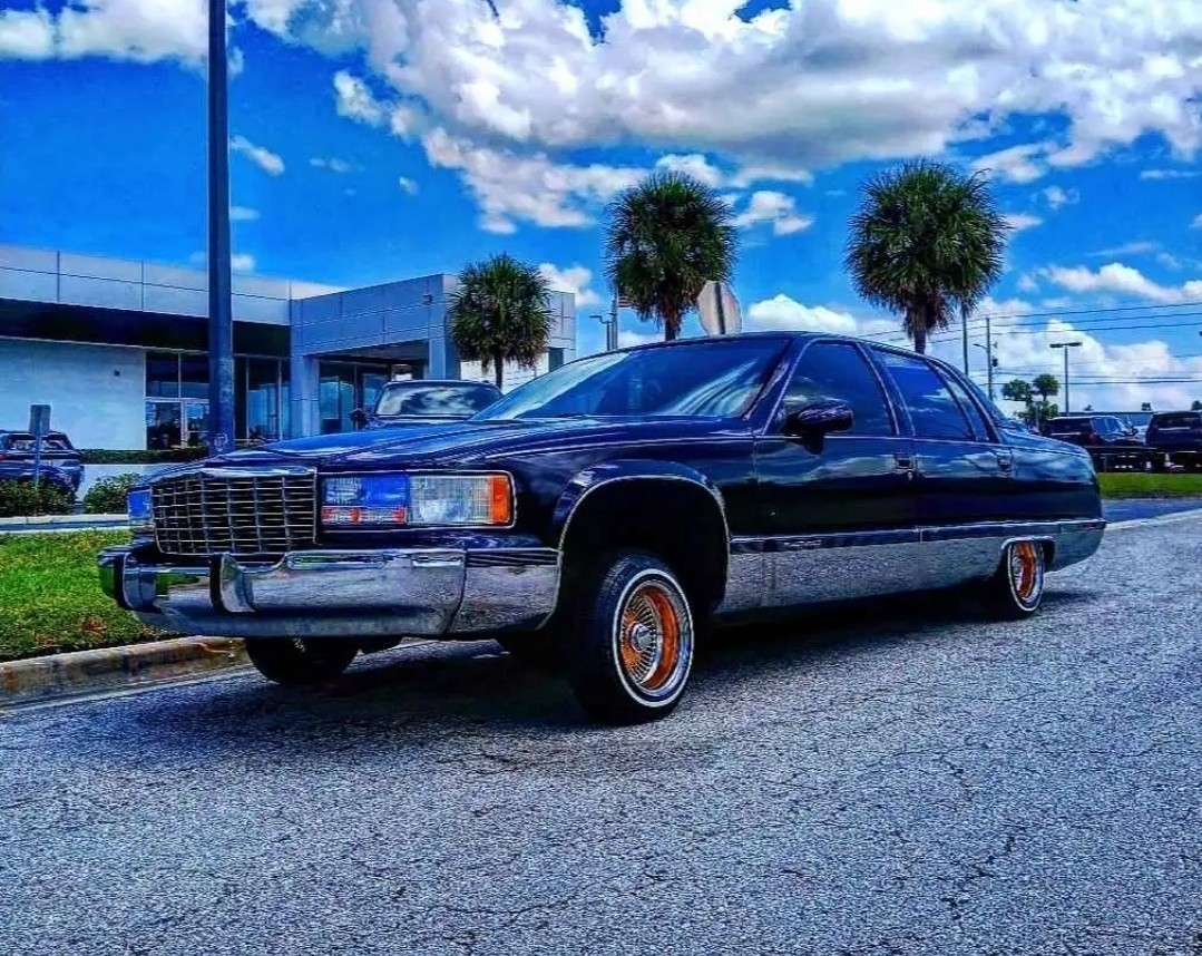 Blue 1993 Cadillac Fleetwood