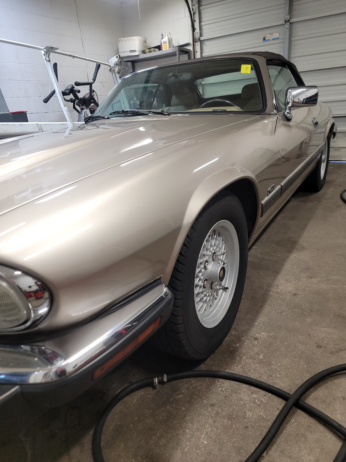 Brown 1993 Jaguar XJS