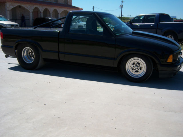 BLACK 1994 Chevrolet S-10 PICKUP with Gray interior