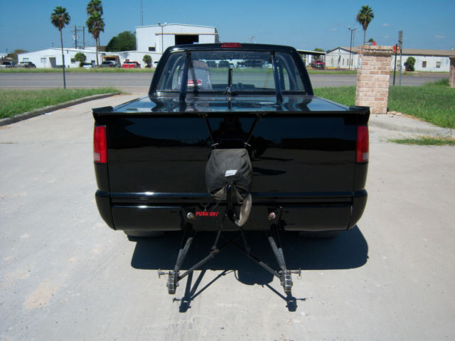 BLACK 1994 Chevrolet S-10 PICKUP with Gray interior