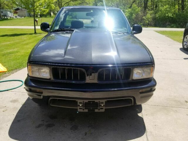 Gray 1994 Chevrolet S-10 Standard Cab Pickup with Gray interior