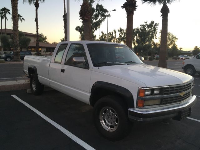1988 Chevrolet C/K Pickup 3500 Extended Cab Pickup with Blue interior