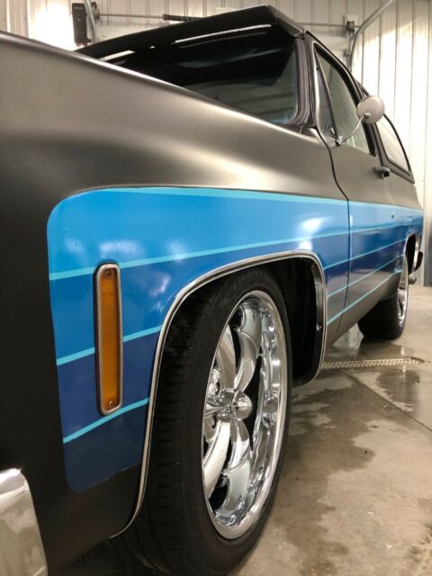 Black 1977 Chevrolet Blazer SUV with Blue interior