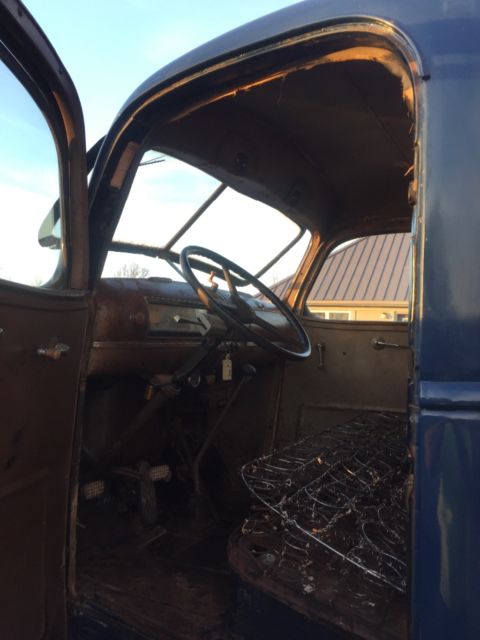 Blue 1946 Chevrolet Other Pickups Cab & Chassis with Patina interior