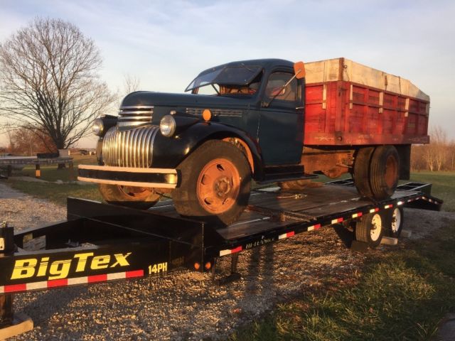 Blue 1946 Chevrolet Other Pickups Cab & Chassis with Patina interior