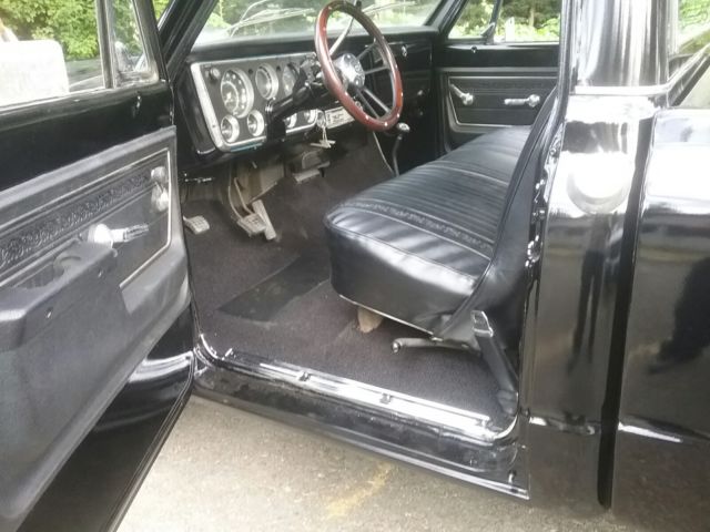 Black 1972 Chevrolet Other Pickups Cab & Chassis with Black interior