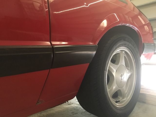 Red 1990 Ford Mustang Coupe with Gray interior