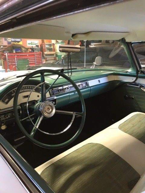 1957 Ford Fairlane