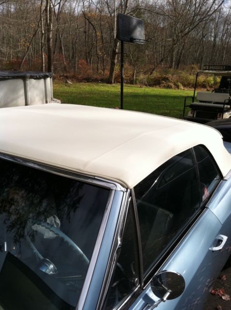 Blue 1966 Chevrolet Chevelle Convertible with Blue interior