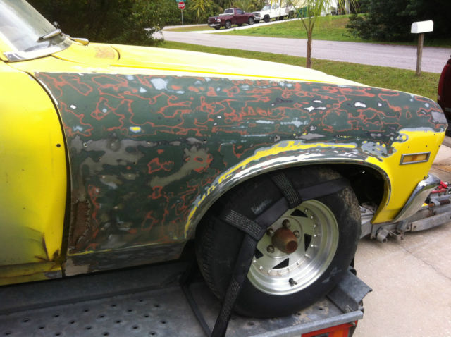 Green 1971 Chevrolet Nova 2 dr with Sandalwood interior