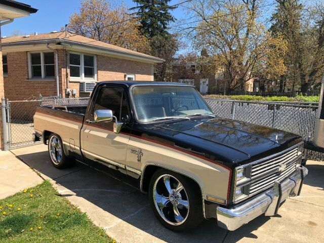 Black 1984 Chevrolet C-10 Standard Cab Pickup with Tan interior