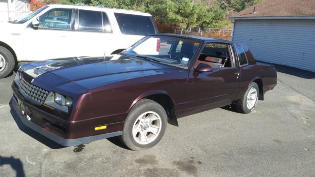 Burgundy 1987 Chevrolet Monte Carlo Coupe with Burgundy interior