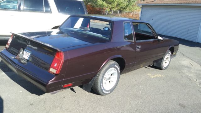 Burgundy 1987 Chevrolet Monte Carlo Coupe with Burgundy interior