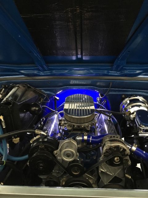 House of colors blue pearl metallic 1972 Chevrolet C-10 Step side with Black interior