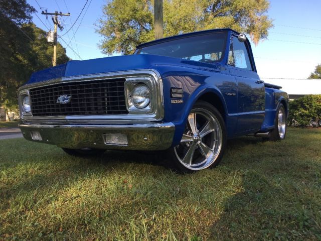 House of colors blue pearl metallic 1972 Chevrolet C-10 Step side with Black interior