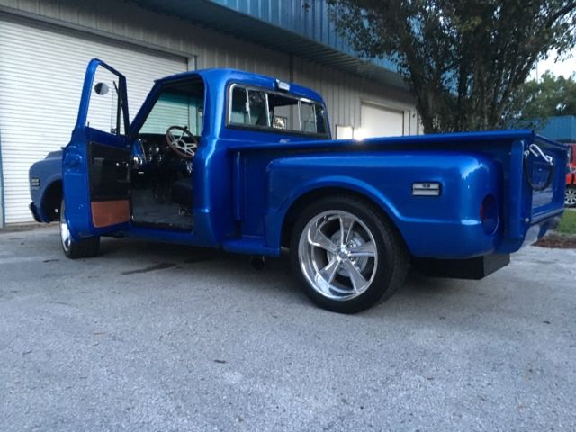House of colors blue pearl metallic 1972 Chevrolet C-10 Step side with Black interior