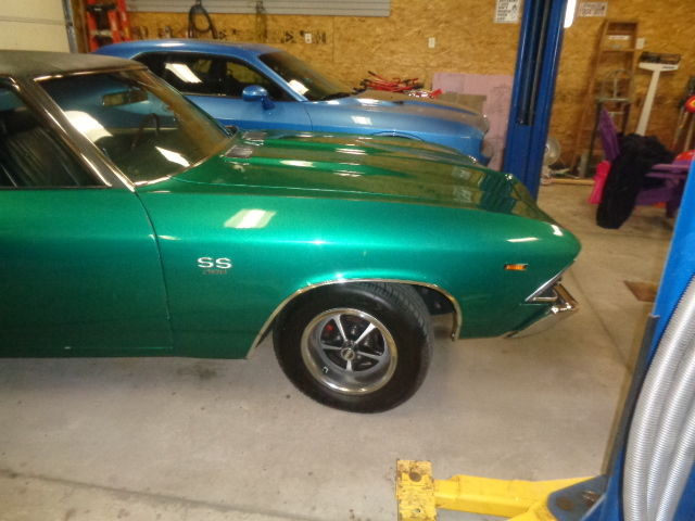 Green 1969 Chevrolet Chevelle with Green interior