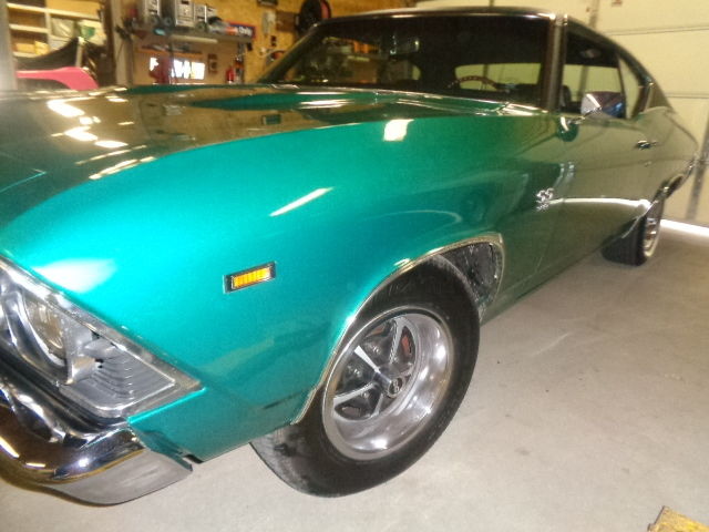 Green 1969 Chevrolet Chevelle with Green interior