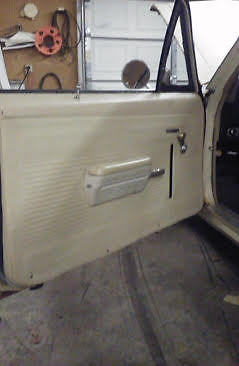 Tan 1971 Chevrolet Nova with Sandalwood interior