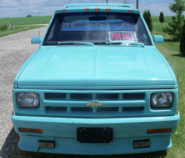 Green 1991 Chevrolet S-10