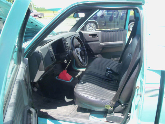 Green 1991 Chevrolet S-10