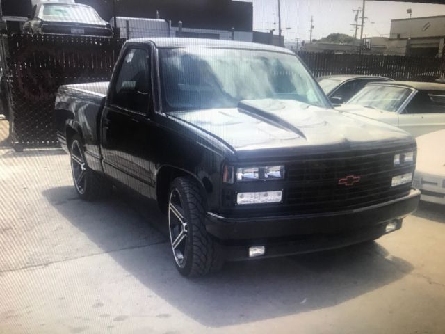 Black 1993 Chevrolet C/K Pickup 1500 Standard Cab Pickup with Black interior