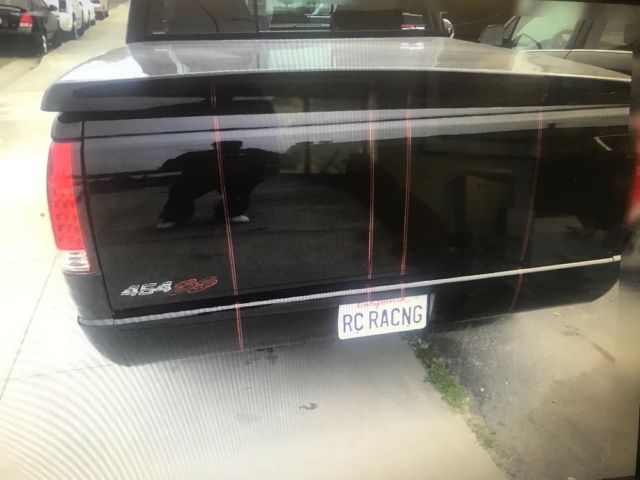Black 1993 Chevrolet C/K Pickup 1500 Standard Cab Pickup with Black interior