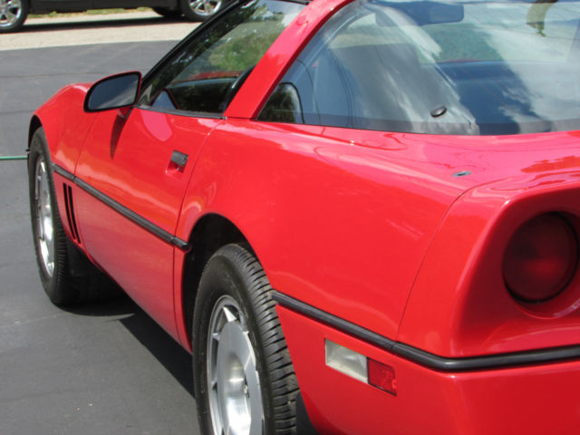 Red 1987 Chevrolet Corvette Hatchback with Gray interior