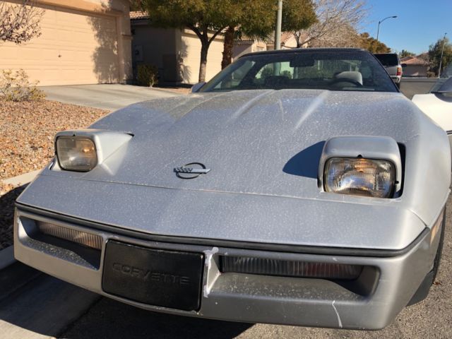 Silver 1984 Chevrolet Corvette Coupe with Gray interior