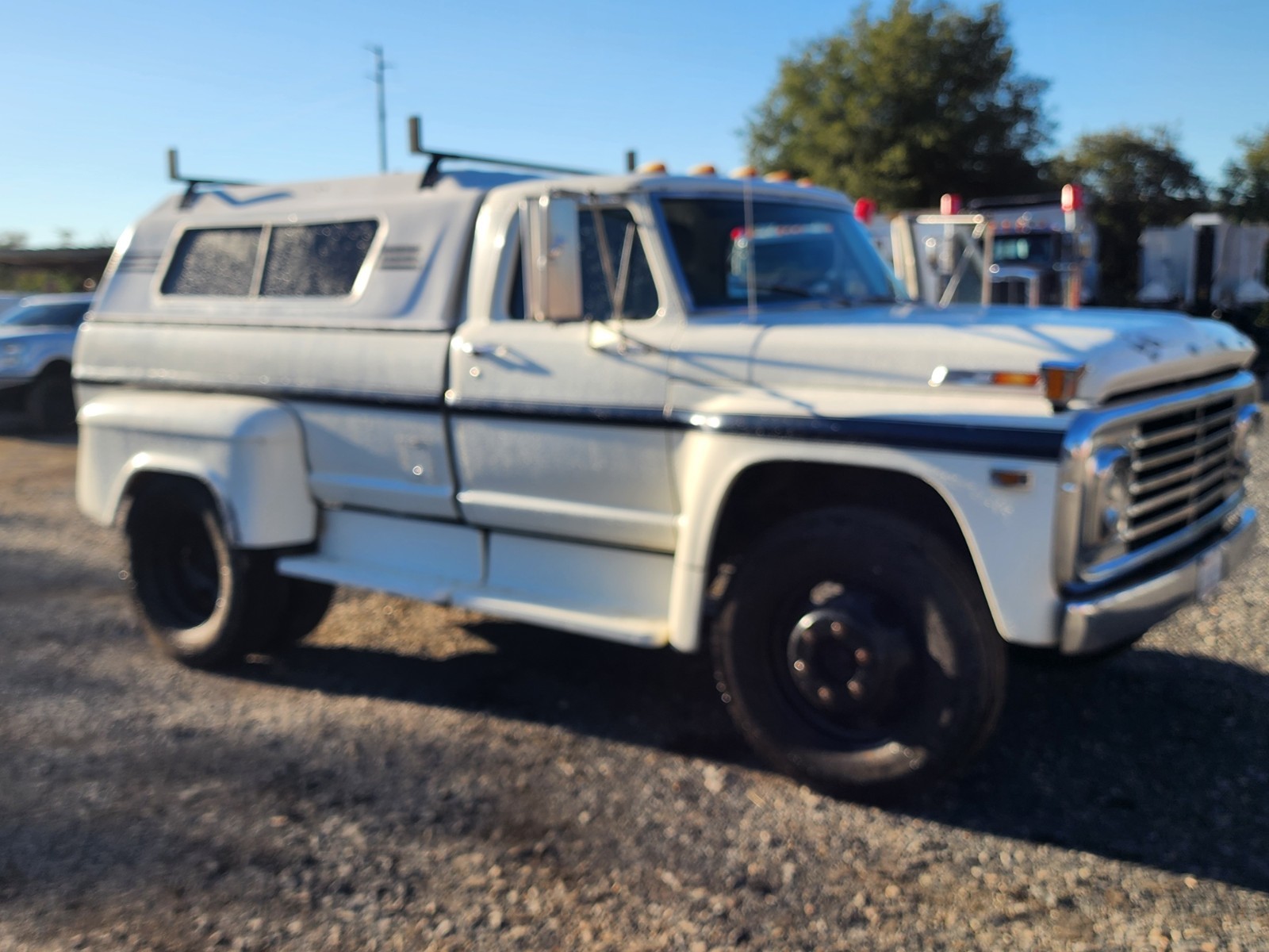 White 1972 Ford f500 Standard Cab Pickup with Gray interior