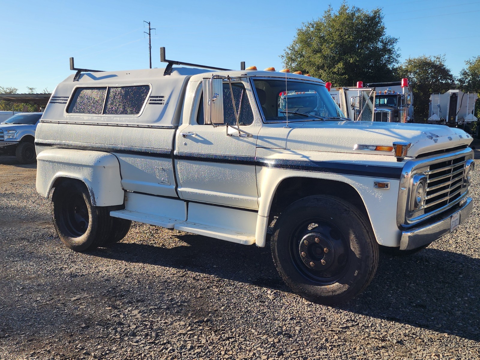 White 1972 Ford f500 Standard Cab Pickup with Gray interior
