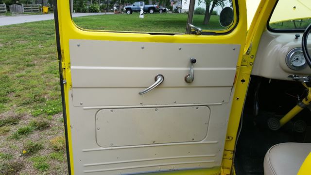 Yellow 1952 Ford F-100 Standard Cab Pickup with Tan interior