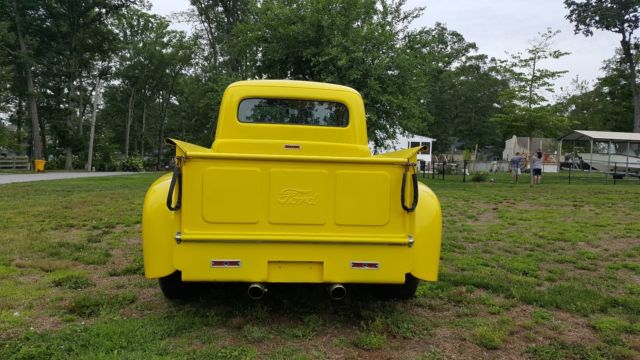 Yellow 1952 Ford F-100 Standard Cab Pickup with Tan interior