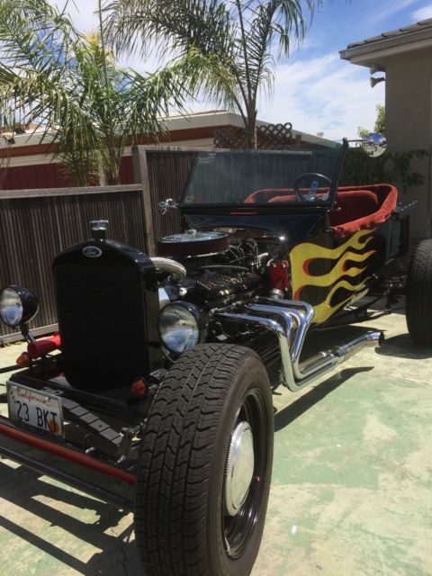 Black w/ Flames 1923 Ford Model T Convertible with Red interior