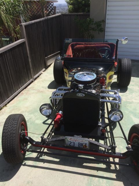 Black w/ Flames 1923 Ford Model T Convertible with Red interior