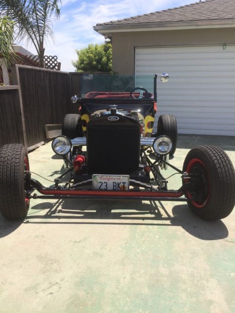 Black w/ Flames 1923 Ford Model T Convertible with Red interior