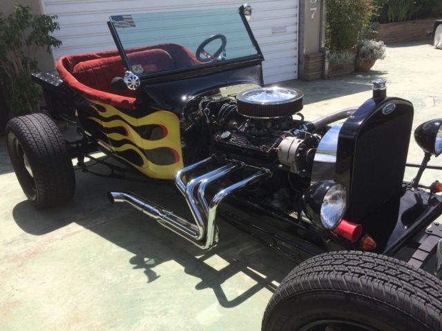 Black w/ Flames 1923 Ford Model T Convertible with Red interior