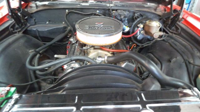 Red 1972 Chevrolet Chevelle 2 dr hardtop with Black interior