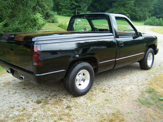 Black custom chameleon trim paint 1988 Chevrolet C-10 Short box Fleet Side with Gray & Black interior