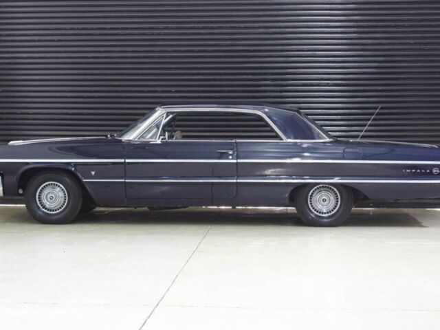 Blue 1964 Chevrolet Impala Coupe with Blue interior