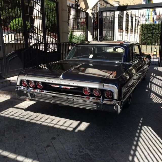 Blue 1964 Chevrolet Impala Coupe with Blue interior