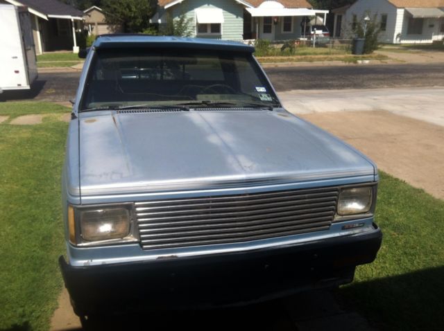 1987 Chevrolet S-10 Standard Cab Pickup