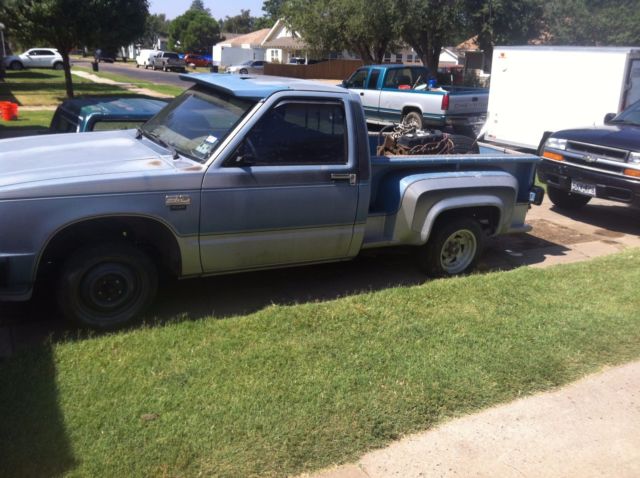 1987 Chevrolet S-10 Standard Cab Pickup