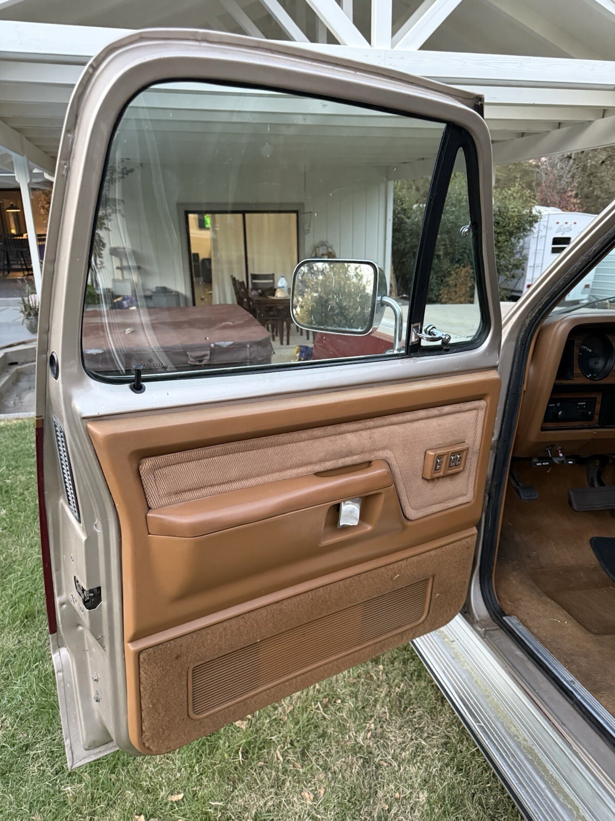 Red 1992 Dodge Ram 2500 Extended Cab Pickup with Tan interior