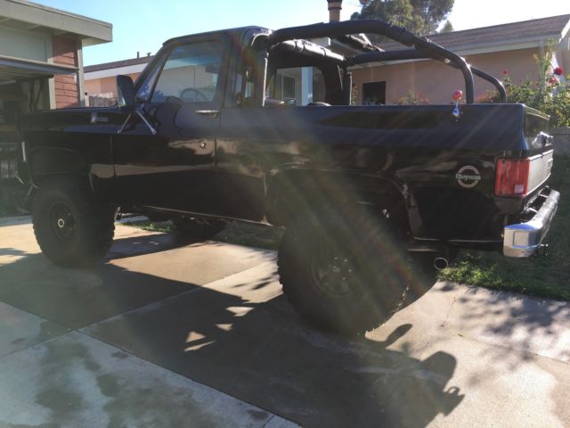 1976 Chevrolet Blazer SUV with Black interior