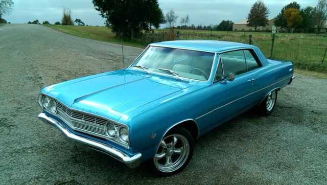 Blue 1965 Chevrolet Chevelle Coupe with Tan interior