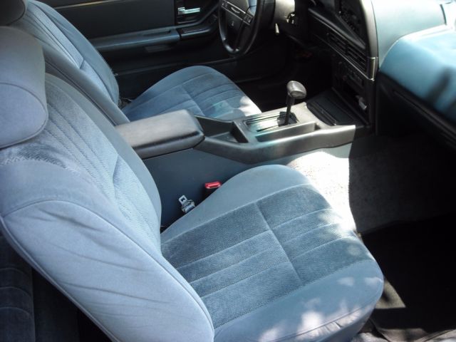 Blue 1991 Ford Thunderbird Coupe with blue/black interior