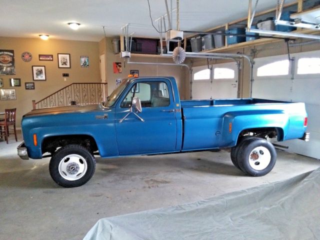 Blue 1978 Chevrolet C/K Pickup 3500 Standard Cab Pickup with Blue interior