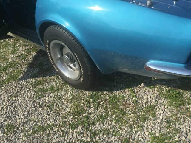 Blue 1973 Chevrolet Corvette Coupe with Blue interior