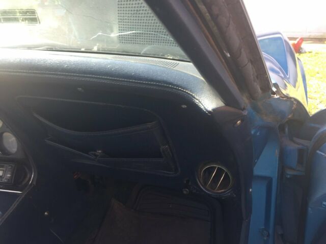 Blue 1973 Chevrolet Corvette Coupe with Blue interior